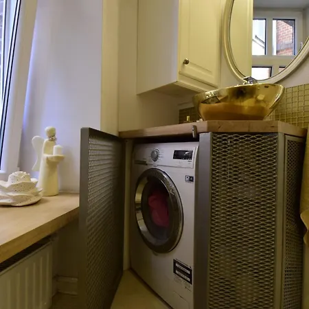 Style & Center Spot *